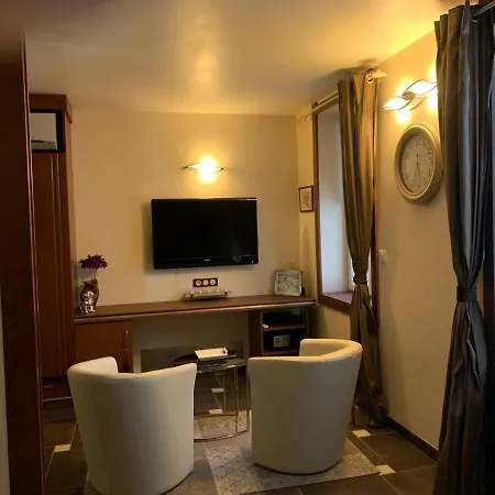 Véritable D'hotel! Appartement Orange (Vaucluse)